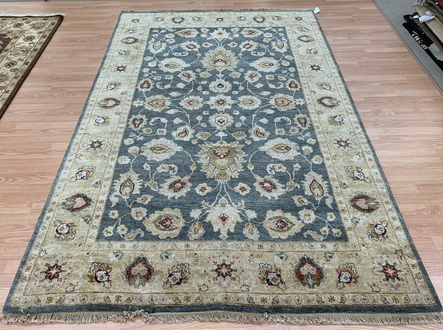 Hand-Knotted Wool Slate/Gold Kashan Rug (6' x 9')