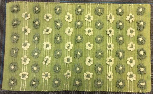 Hand Woven Cotton Green Flower Flatweave Rug (2'x3')