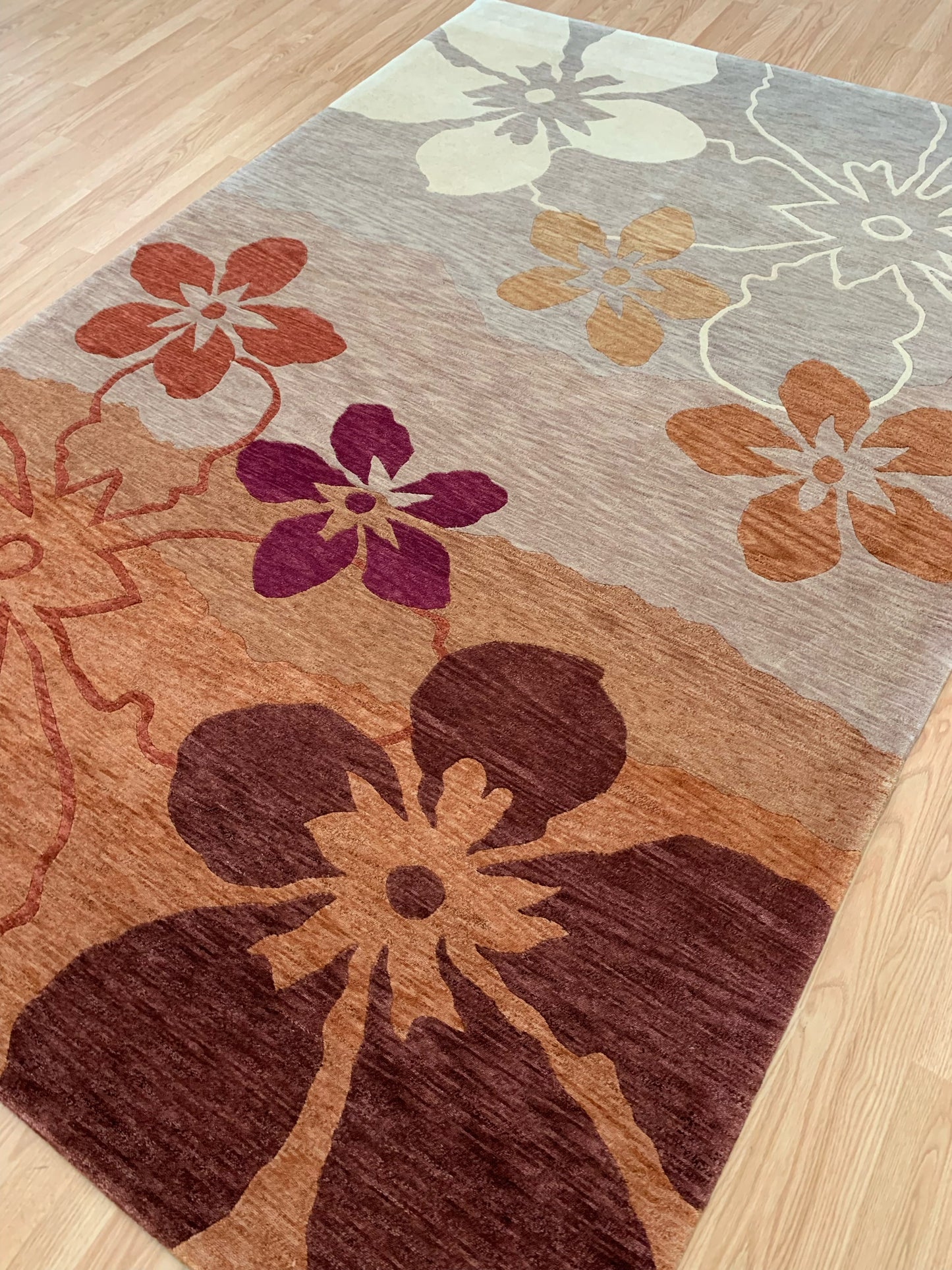 Hand-Knotted Wool Turbo Flowers Rug (6'2"x9)