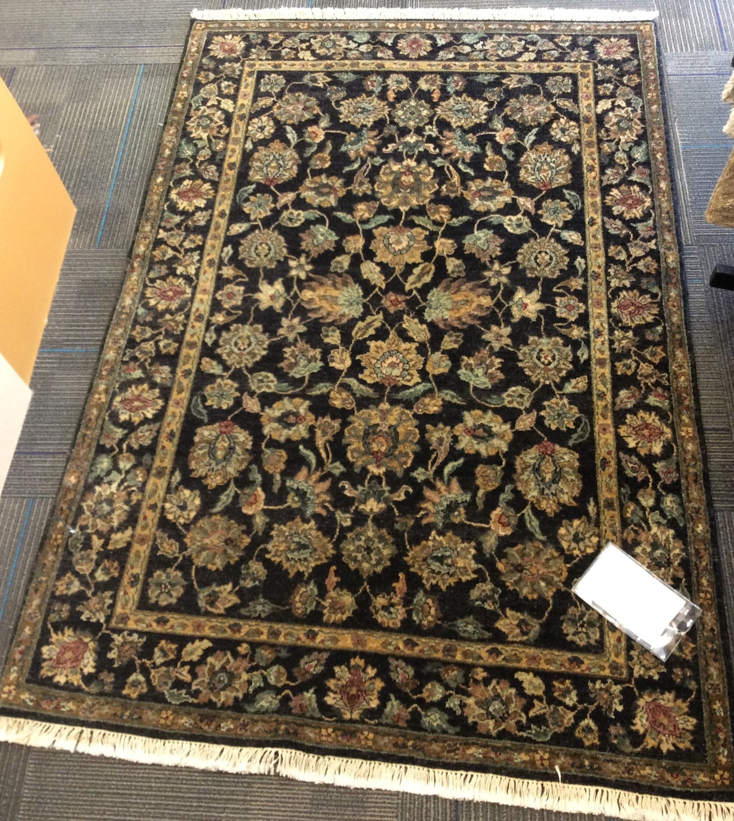 Hand-Knotted Wool Hard Twist Black Agra Rug (4'x6')