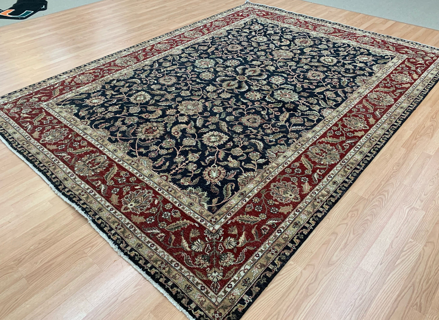 Hand-Knotted Wool Varanasi Black/Red Rug (9x12'1")