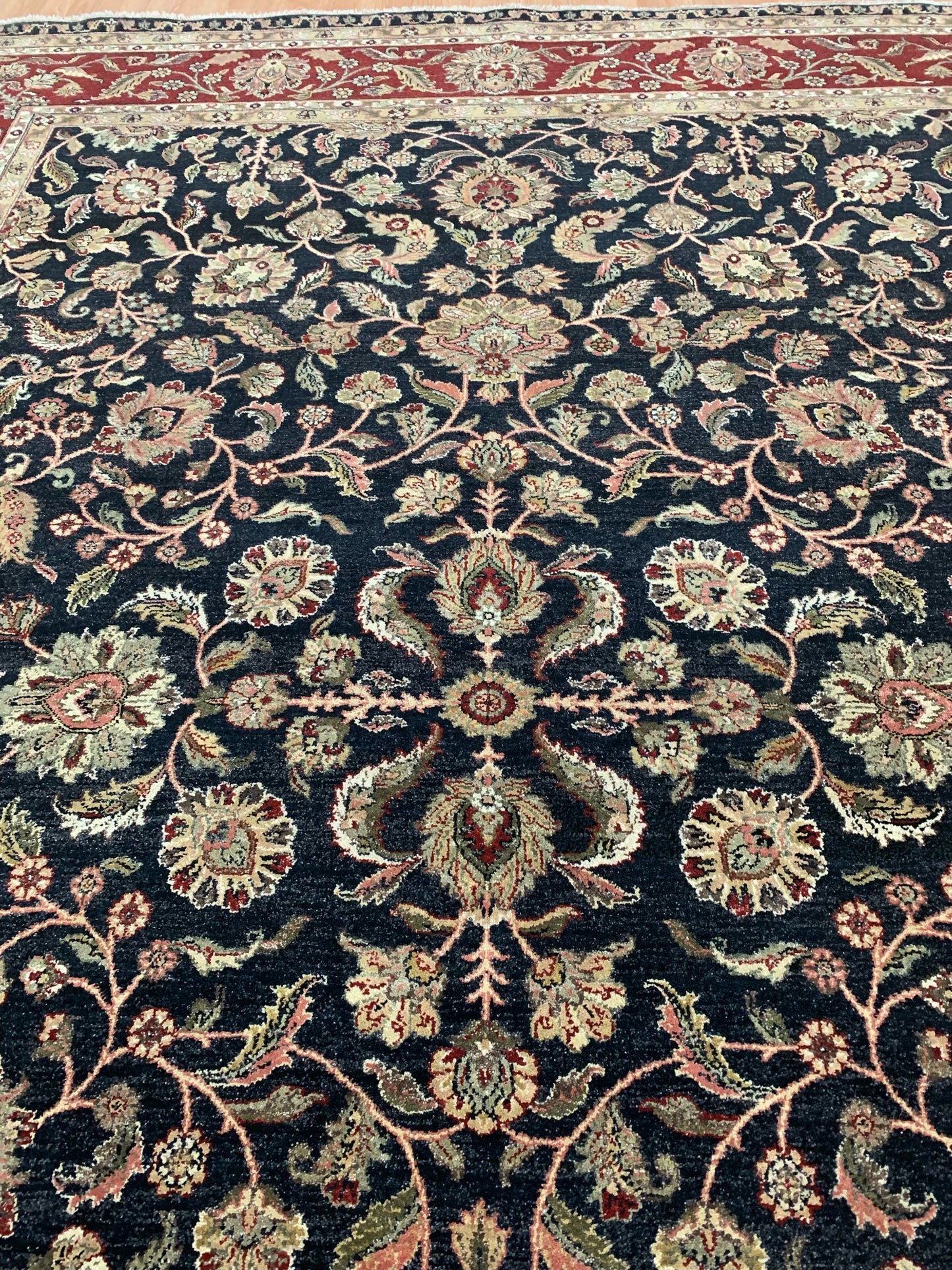 Hand-Knotted Wool Varanasi Black/Red Rug (9x12'1")