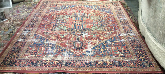 Machine Woven Polyester Magnolia Home Lucca LF-09 Red/Blue Rug (7'6"x9'6")