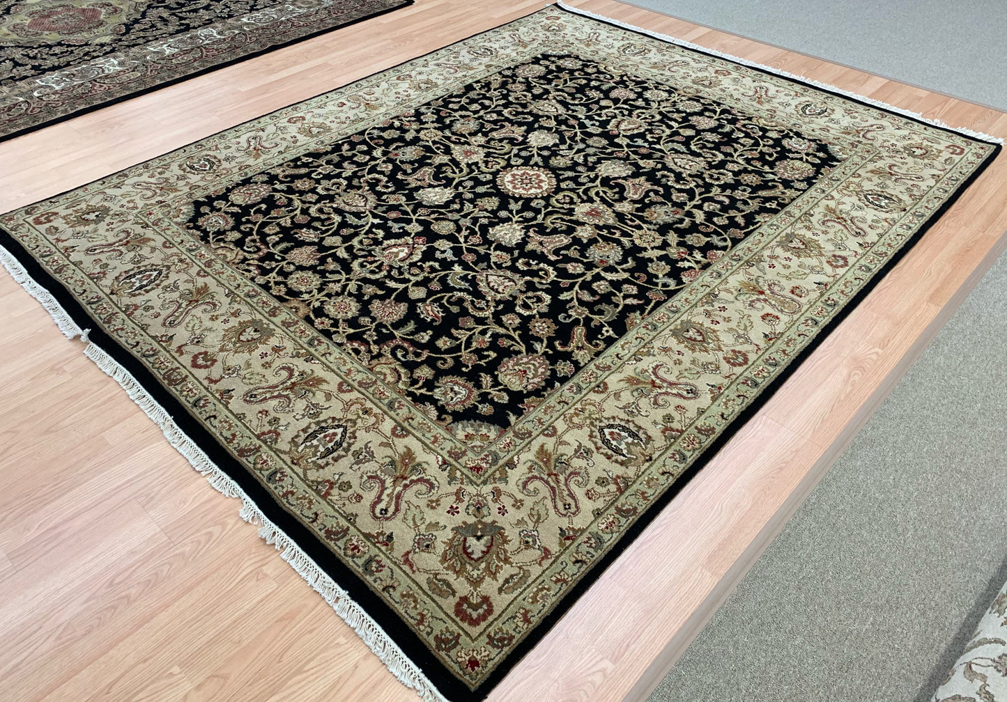 Hand-Knotted Wool Black/Gold Kashan Rug (8'x10')