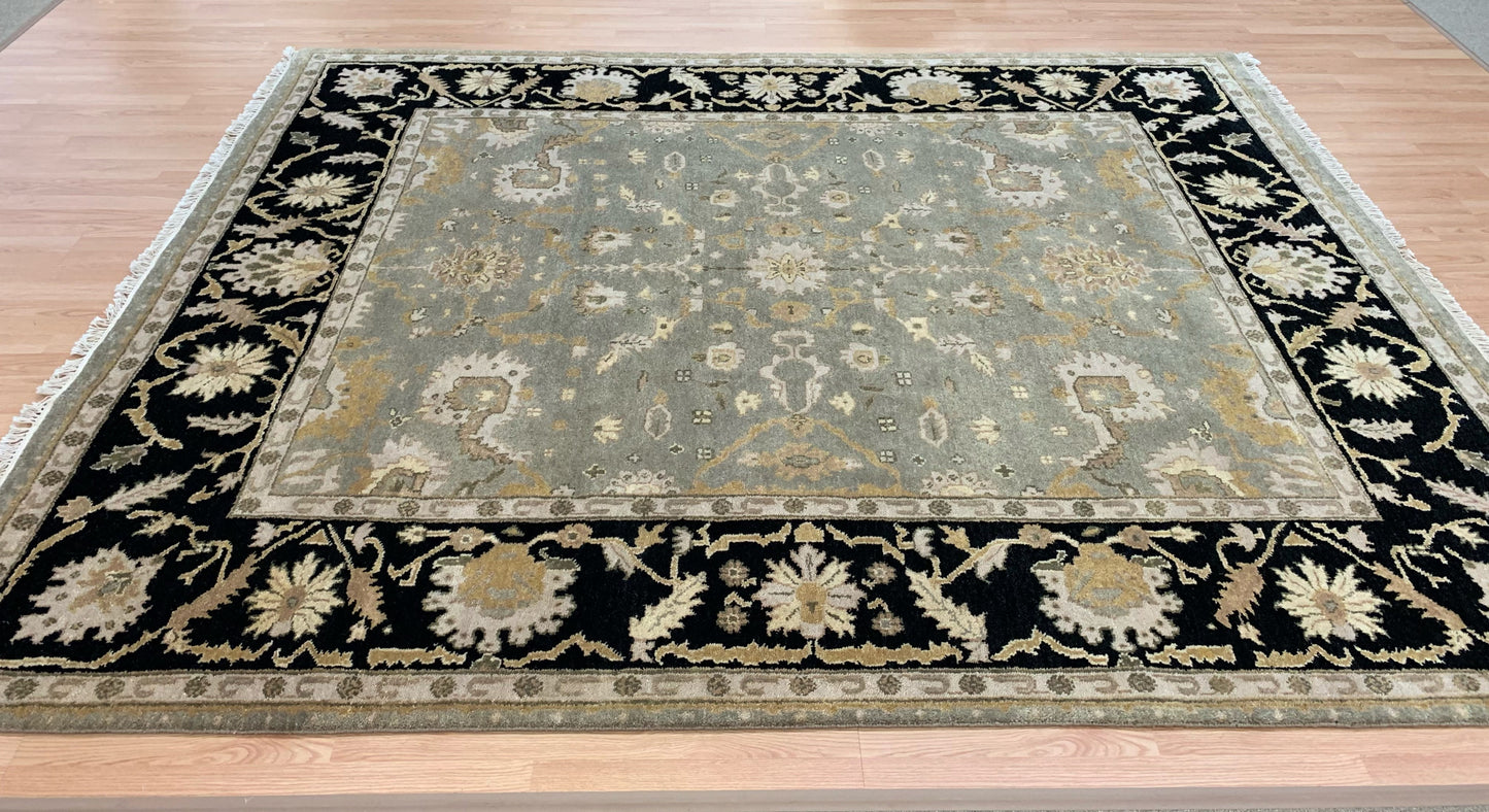 Hand-Knotted Wool Green/Black Ushak Rug (8'1"x9'11")