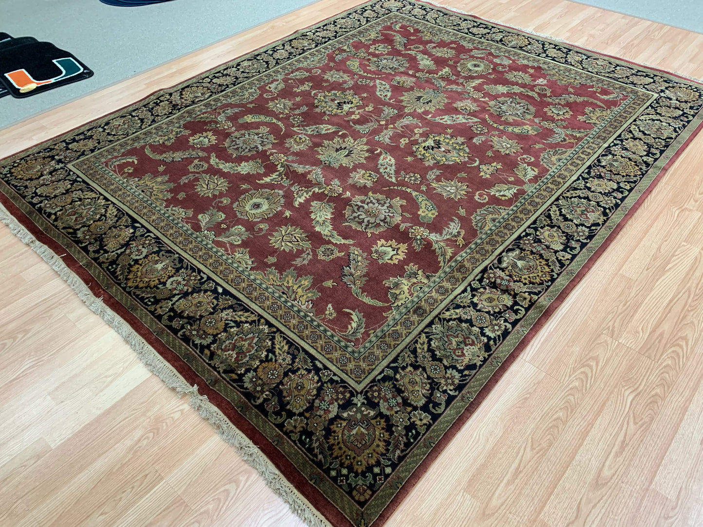 Hand-Knotted Wool Heritage Nizam Sienna/Black Rug (8'1"x10'2")