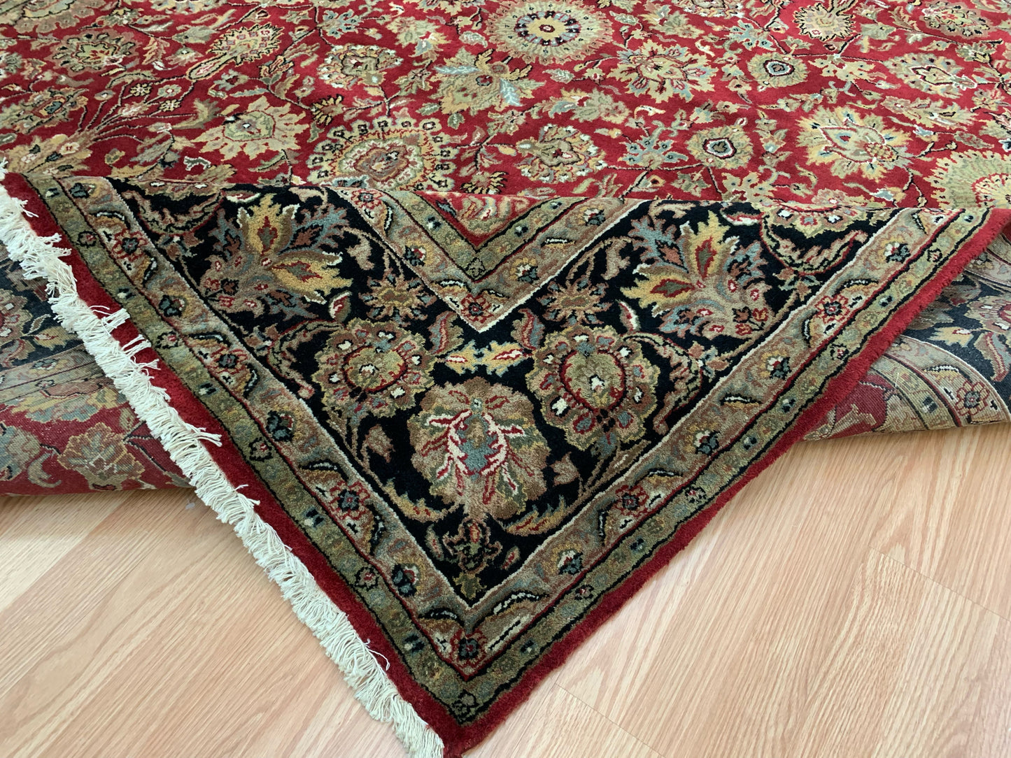 Hand-Knotted Wool Indo-Tabriz  Red/Black Rug (7'7"x9'11")