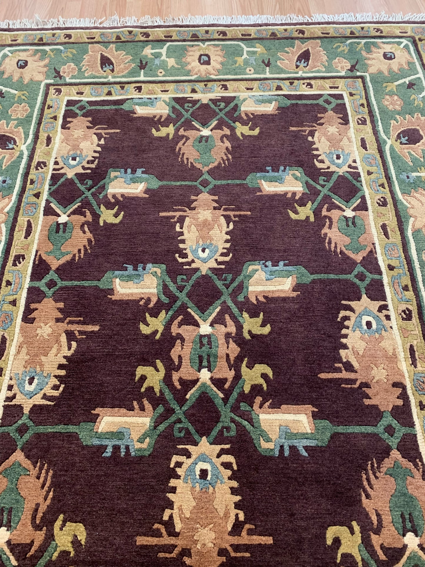 Hand-Knotted Wool Plum/Green Sultanabad Rug (6'x9')