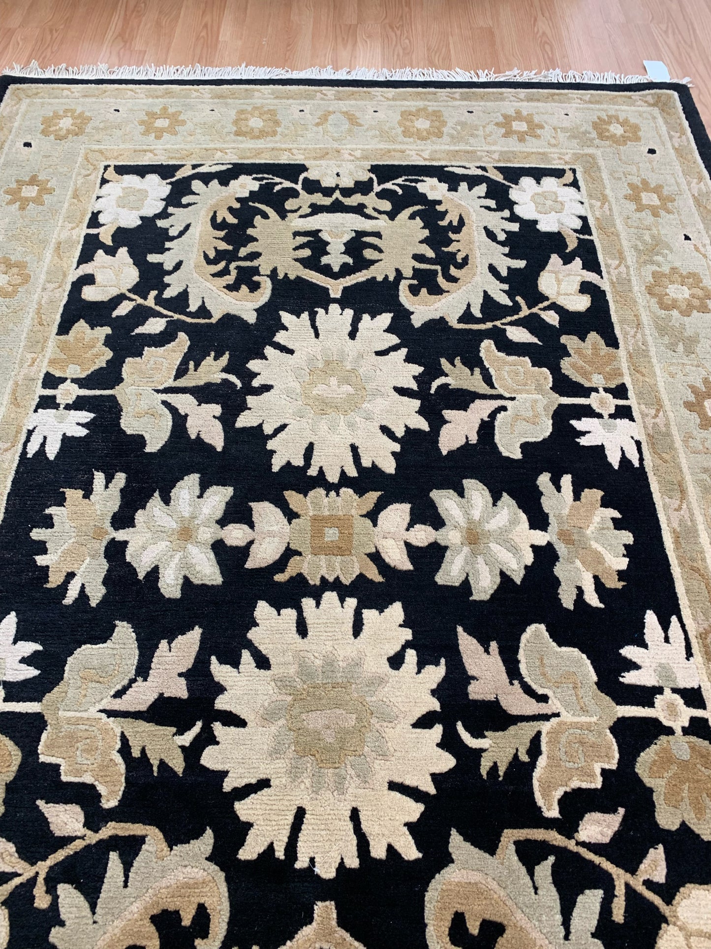 Hand-Knotted Wool Black/Gold Tibetan Royalty Rug (6'x9')