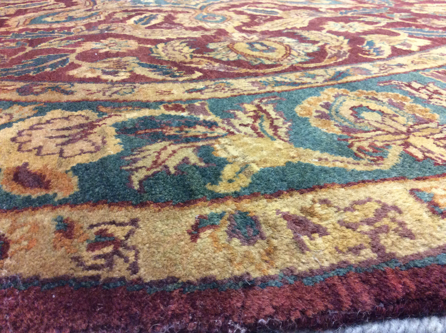 Vintage Hand-Knotted Wool Maroon/Teal Heritage Kerman Round Rug (6'Rd)