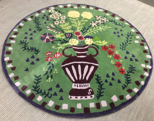 Hand Tufted Wool Floral Vase Round Rug (5'Rd)