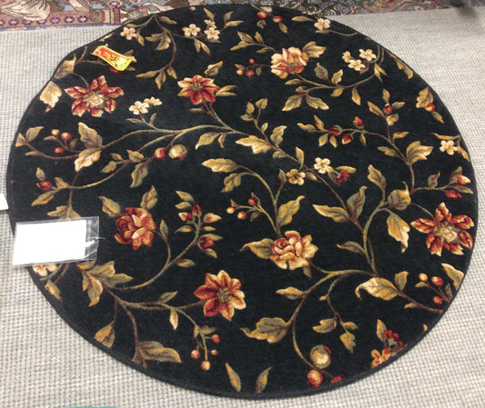 Machine Woven Wool Couristan Black Floral Round Rug (4'Rd)