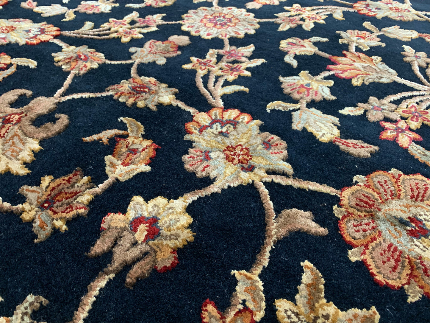 Hand-Knotted Silk and Wool Black Rug (7'11x10'4")