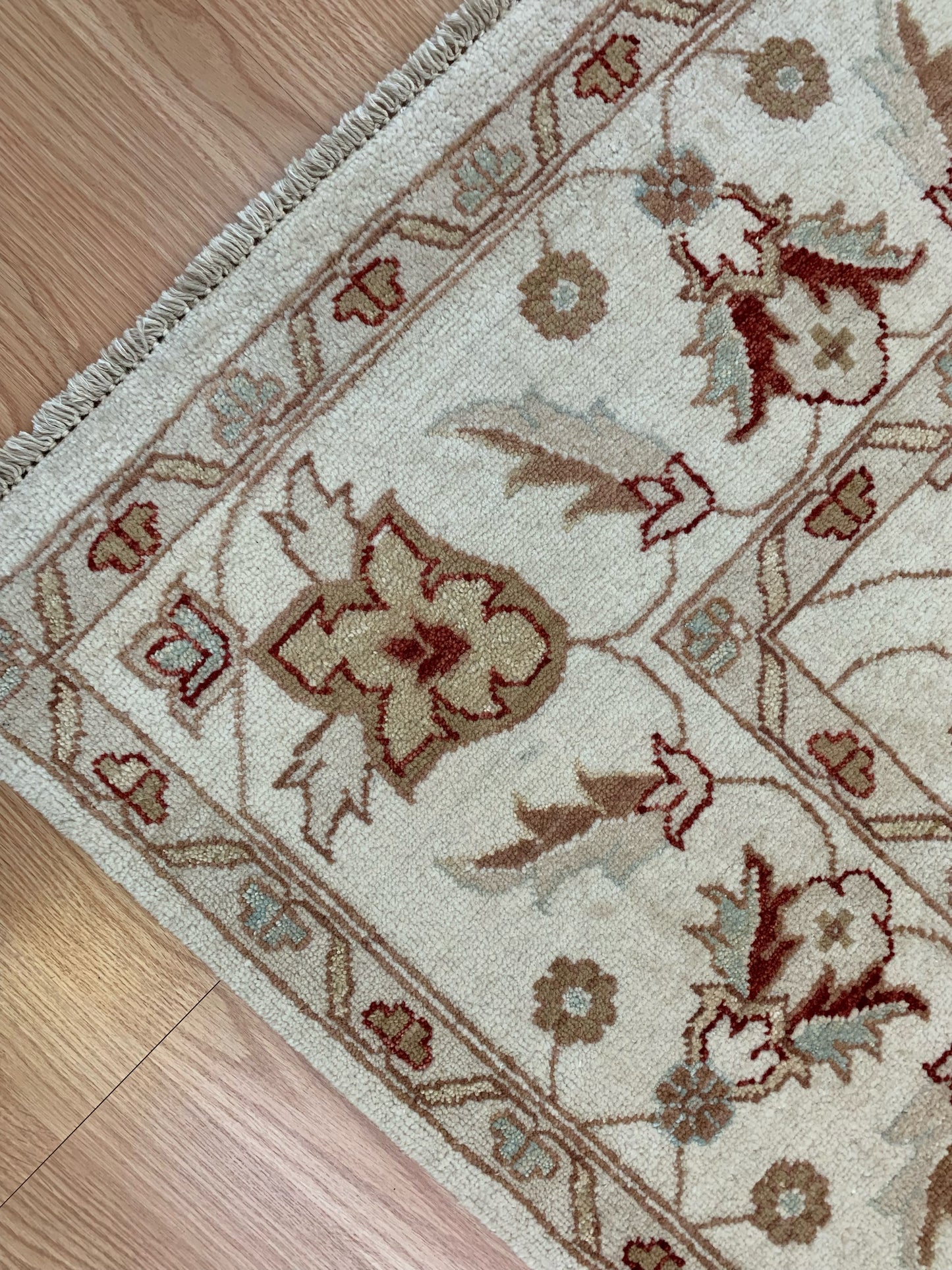 Hand-Knotted Wool Oushak Ivory/Ivory Rug (6'7"x9'4")