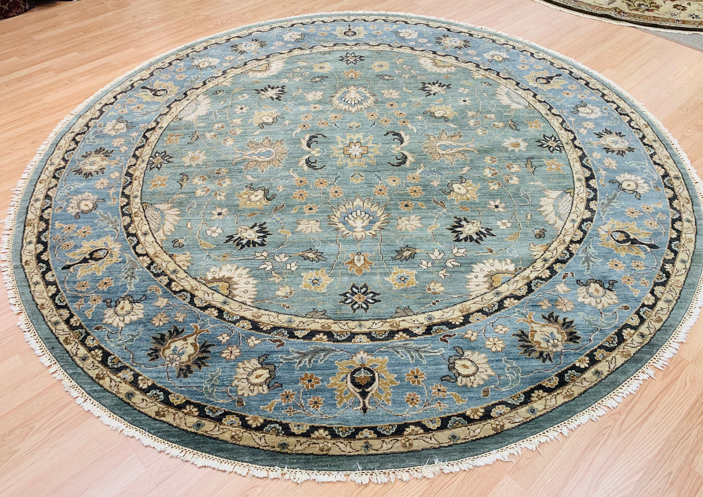 Hand-Knotted Wool Aqua Agra Round Rug (9'10"Rd)