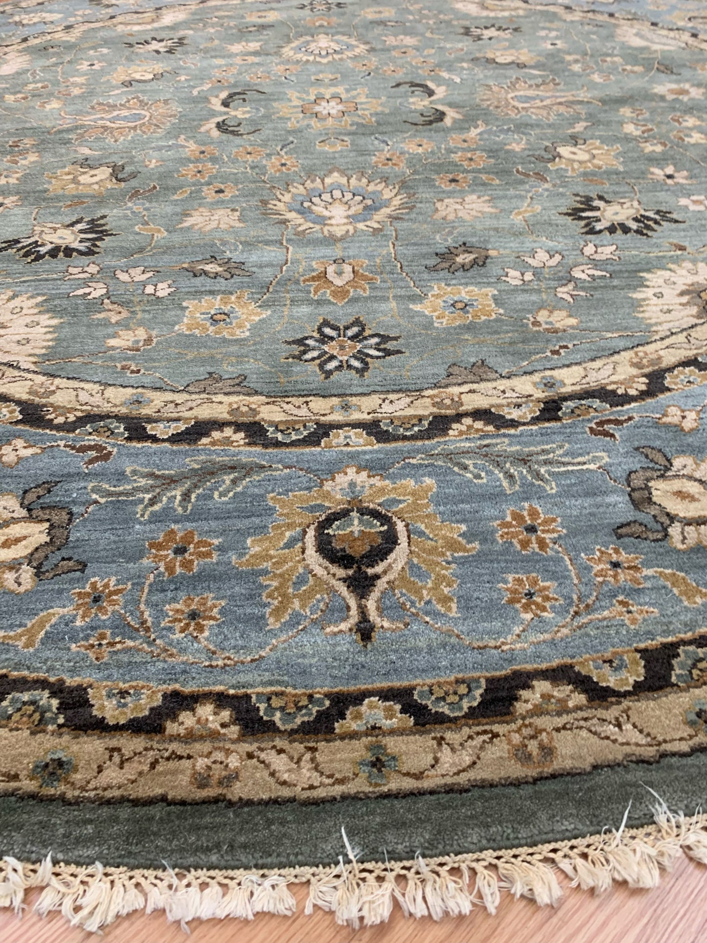 Hand-Knotted Wool Aqua Agra Round Rug (9'10"Rd)