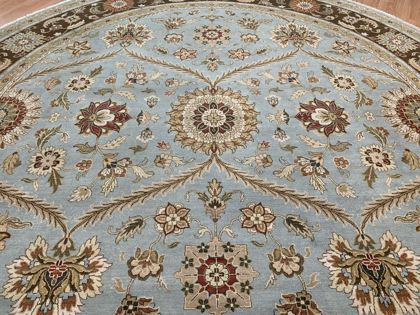 Hand-knotted Wool Ice Blue Arabesque Mughal Round Rug (12'3"Rd)