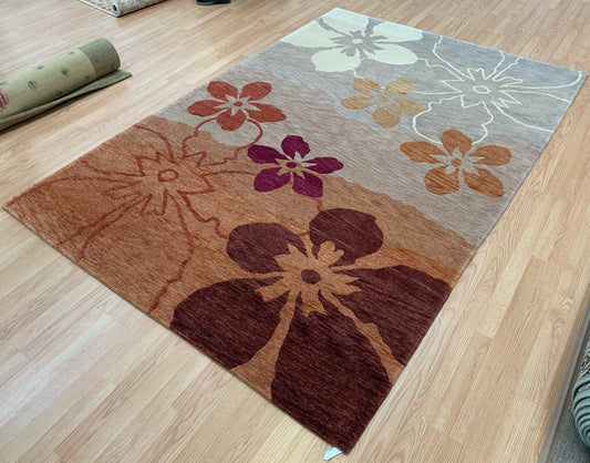 Hand-Knotted Wool Turbo Flowers Rug (6'2"x9)