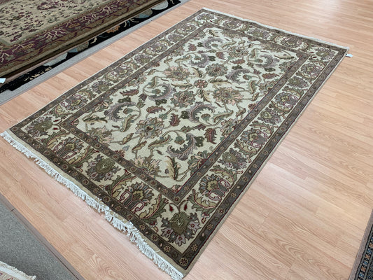 Hand-Knotted Wool Wheat Kashan Rug (6'x8'10")