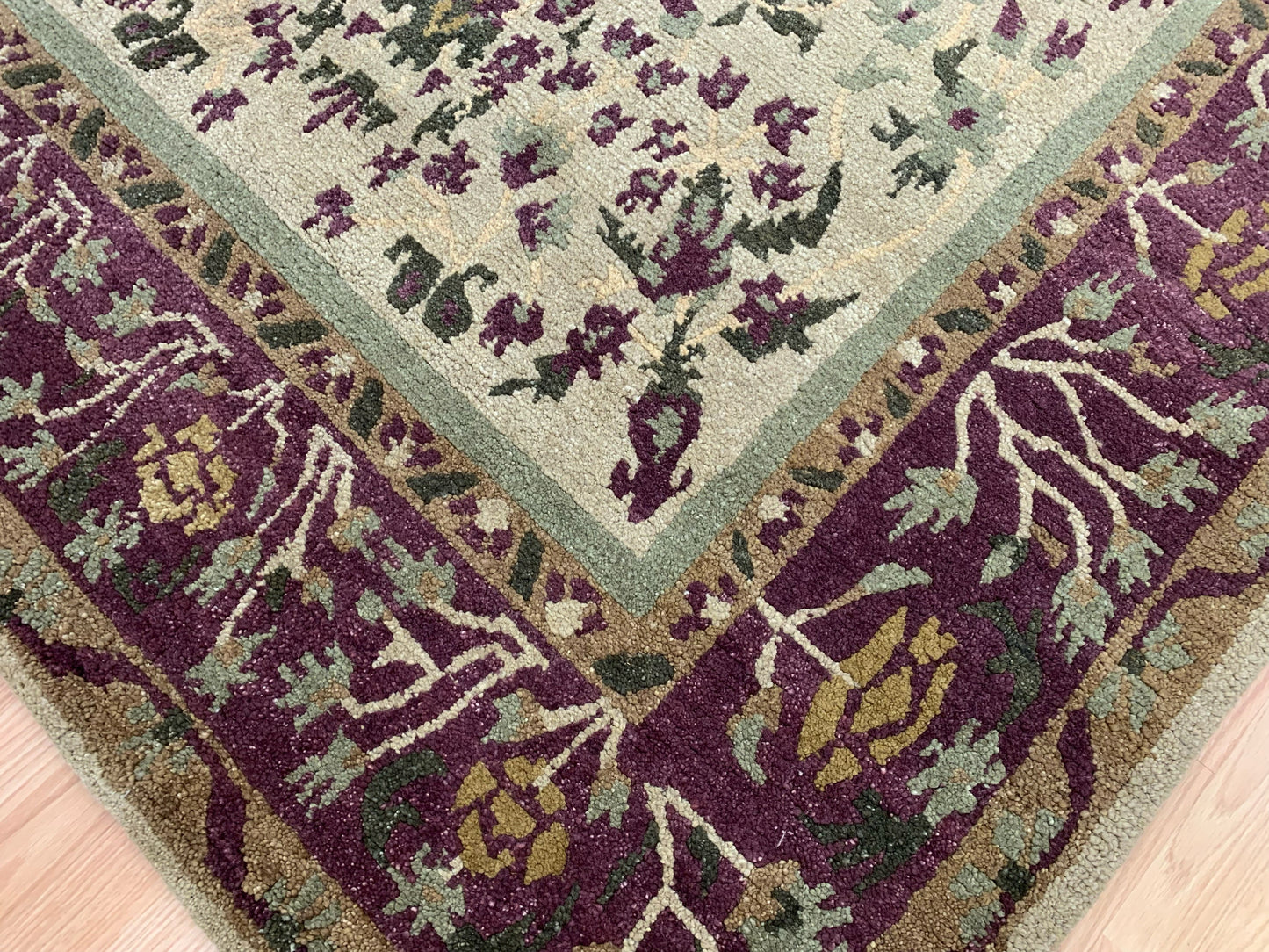 Vintage Hand-Knotted Wool Camel/Aubergine Sarouk Pattern Rug (6x9)