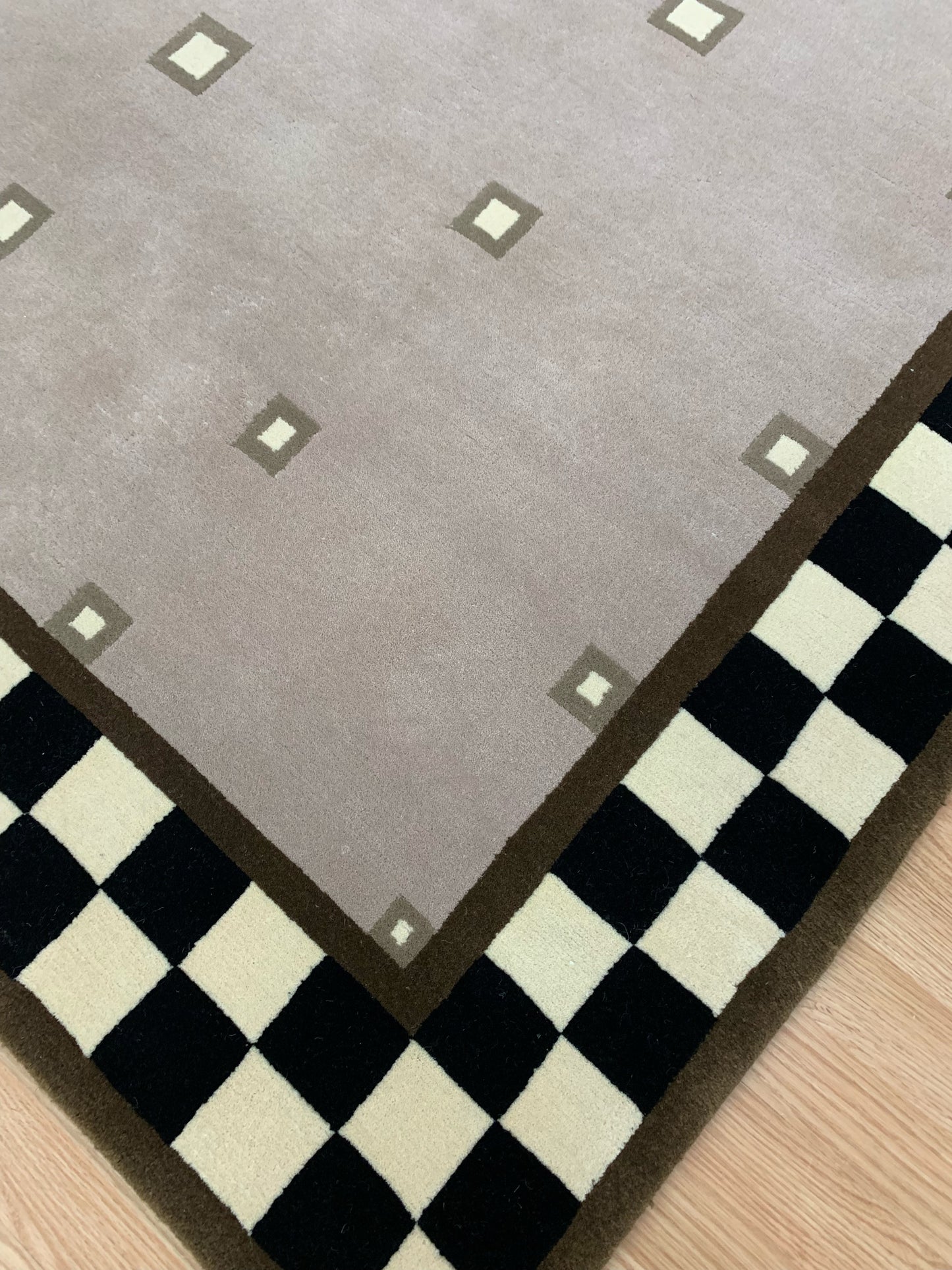 Vintage Hand-Knotted Wool Taupe Chess Rug (6'1"x8'11")