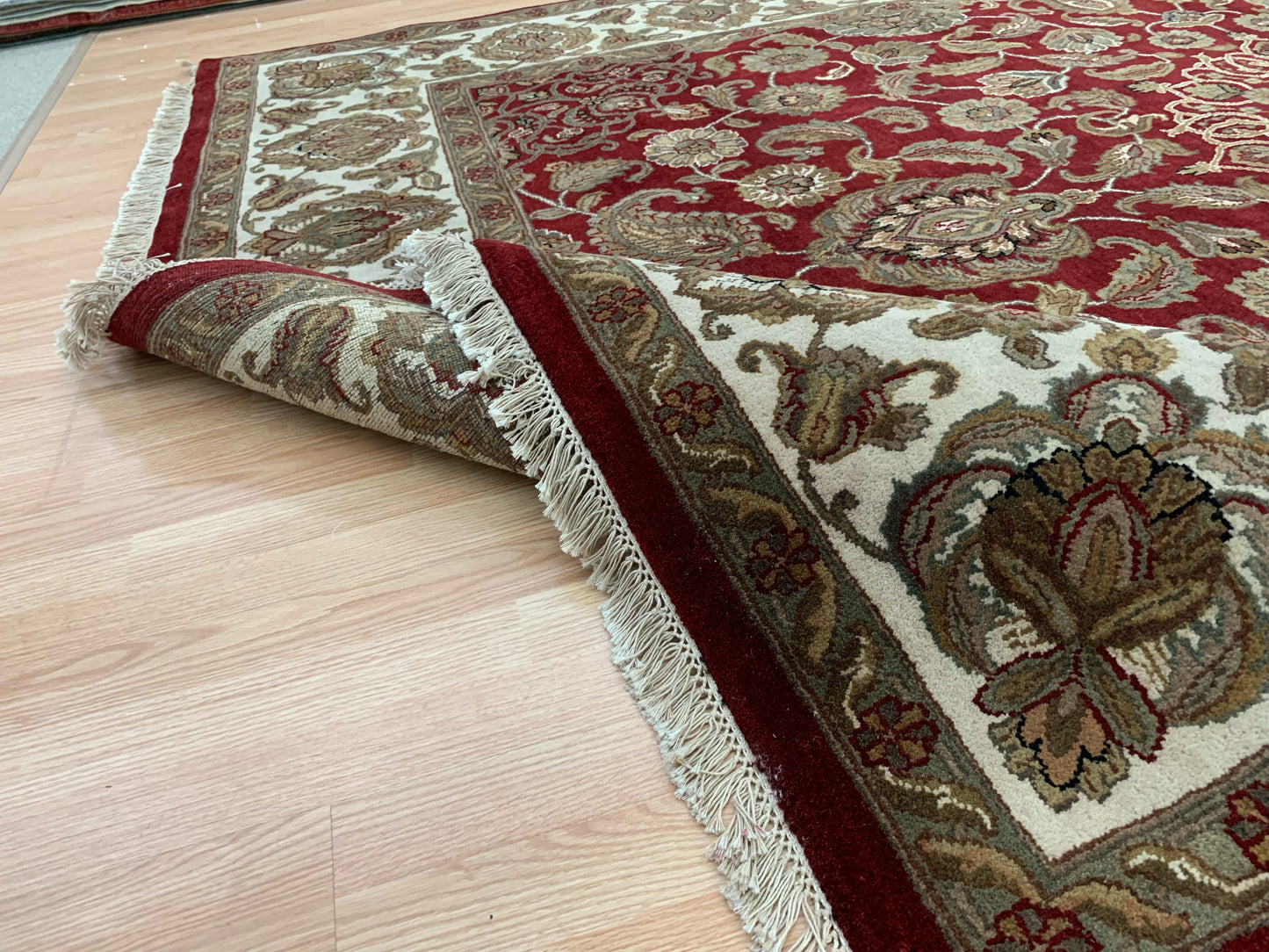 Vintage Hand-Knotted Wool Red/Ivory Agra Rug (8'1" x 10'3")