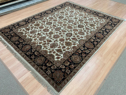 Hand-Knotted Wool Ivory/Black Agra Rug (8'x10'2")