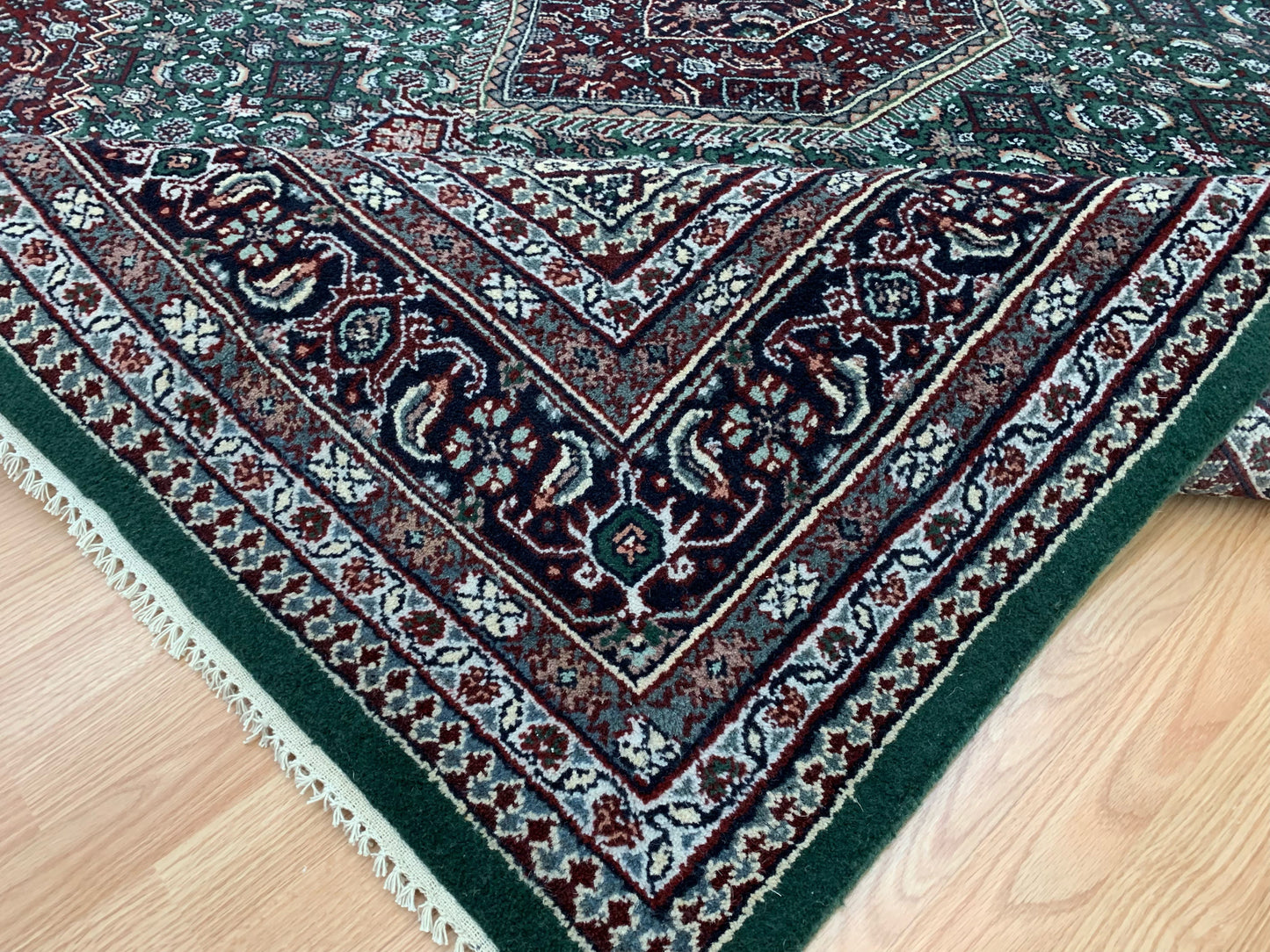 Vintage Hand-Knotted Wool Green Bidjar Rug (8'3"x10'1")