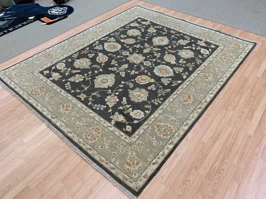 Hand-Knotted Wool Dark Grey Agra Rug (8'x10')